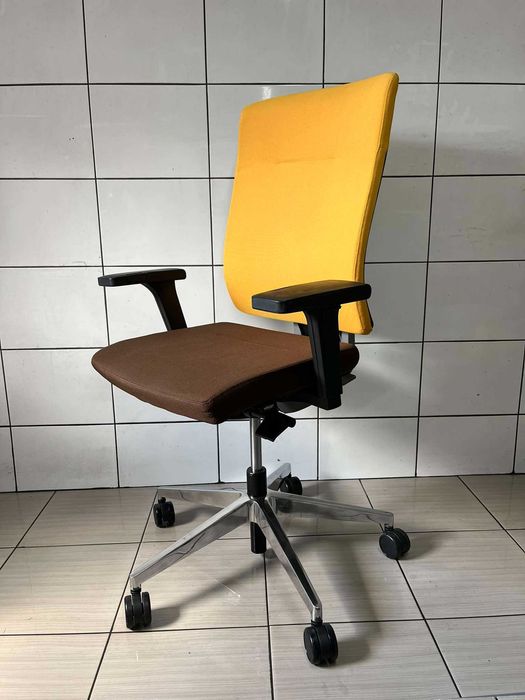 PROMO Fotel biurowy obrotowy Profim Xenon 10STL P61PU DUŻA ILOŚĆ