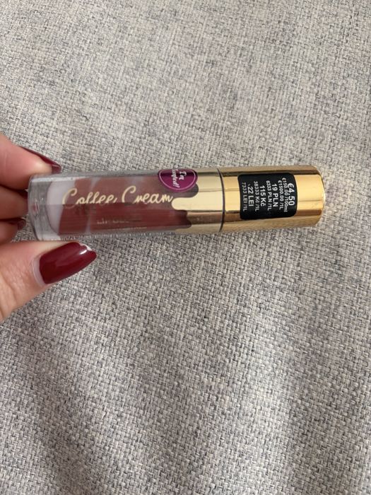 Błyszczyk Coffee Cream Revolution nowy