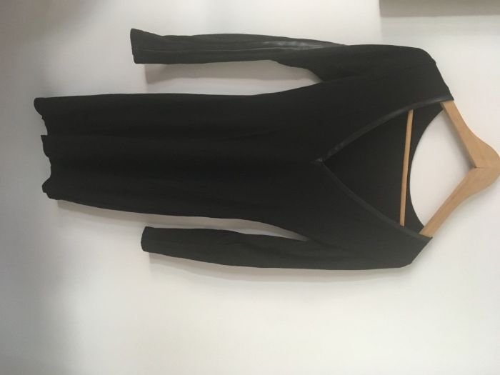 Vestido NOVO preto, marca italiana Stefanel, malha de algodão