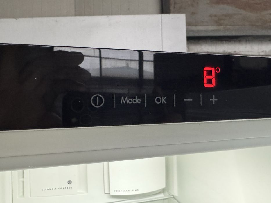 Chłodziarka lodowka HUSQVARNA