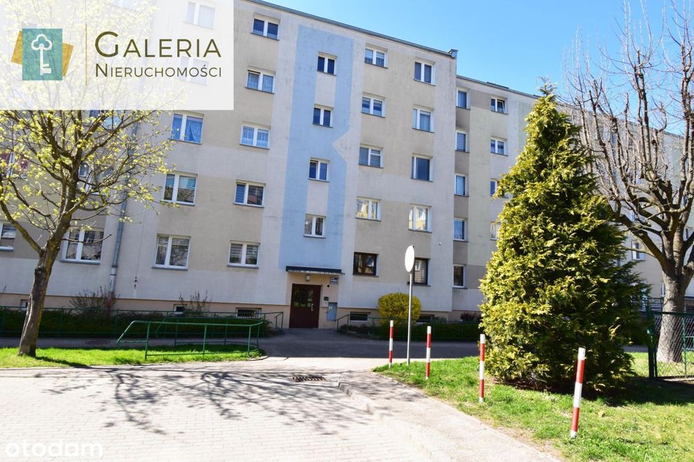 Dwa pokoje, I piętro, balkon , świetna lokalizacja