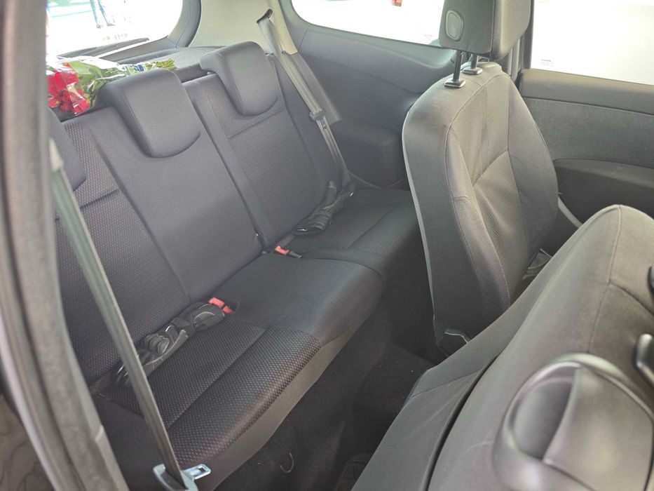 Renault Clio III 1.5 DCI Dynamic S 86cv