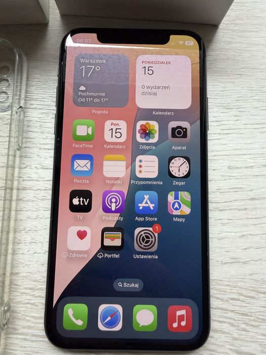 iPhone xs + ładowarka