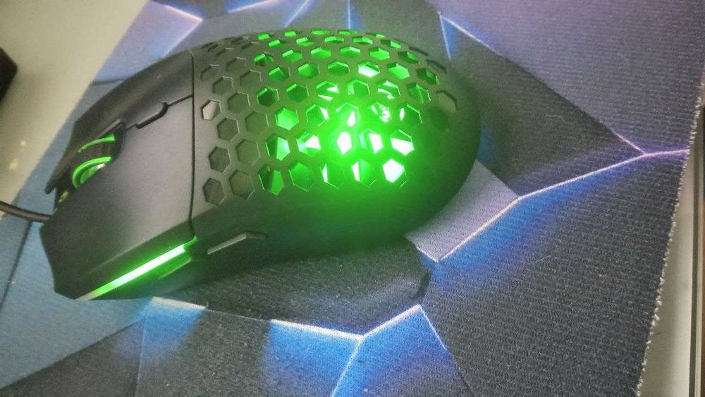 Sem uso nenhum. Rato Gaming com Fio. Compatível com Portáteis, Mac, PC436550071485081602