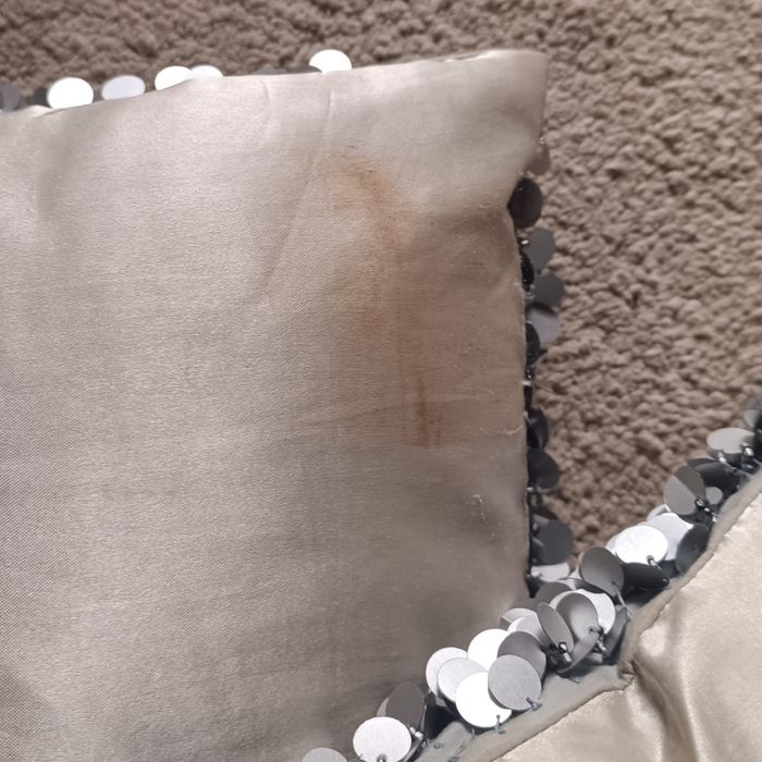 Almofadas com lantejoulas