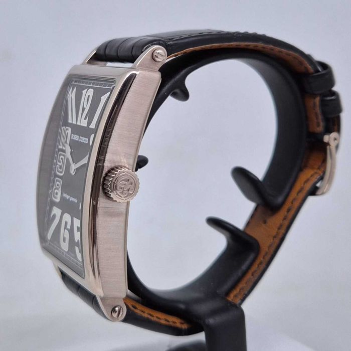 Promocja Roger Dubuis Much More Limited to 28 peaces