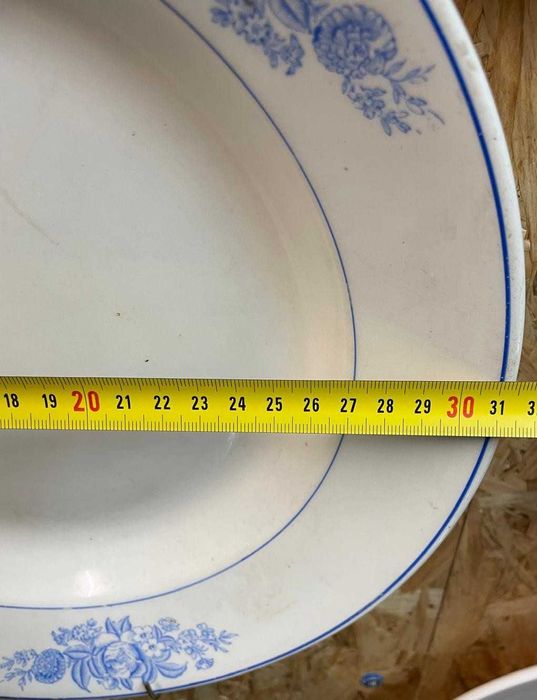 Pratos decorativos antigos 32 cm Diam.