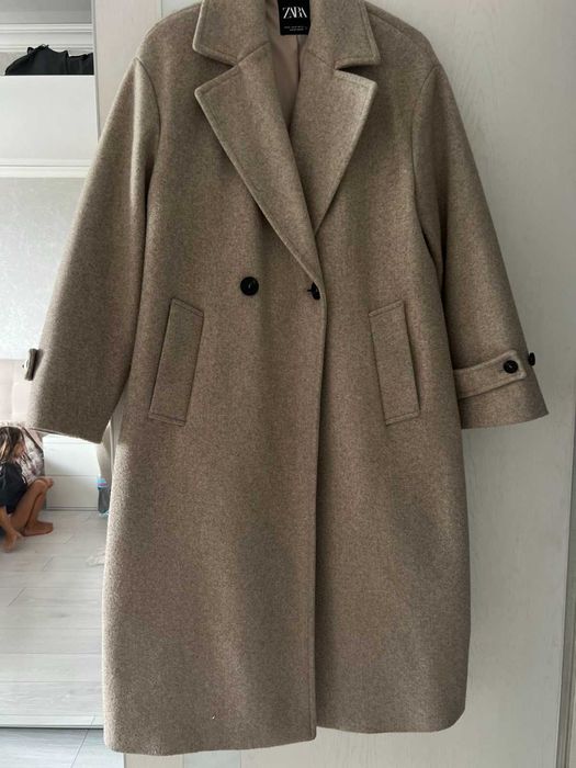 Пальто      ZARA