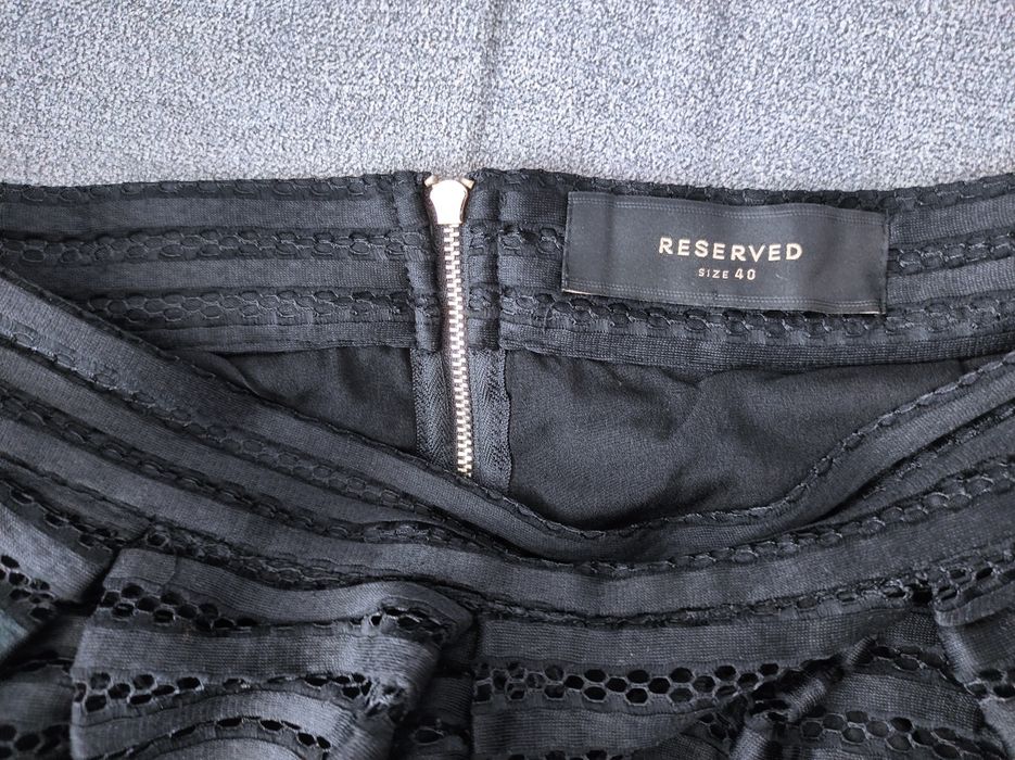 Spódnica czarna Reserved r.40 (L)