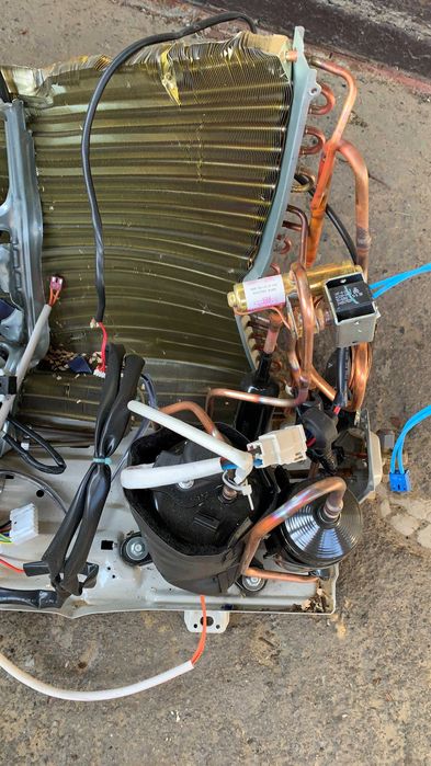 Кондиціонер, компресор, плата керування Midea XTreme MSAG-12HRFN8-O