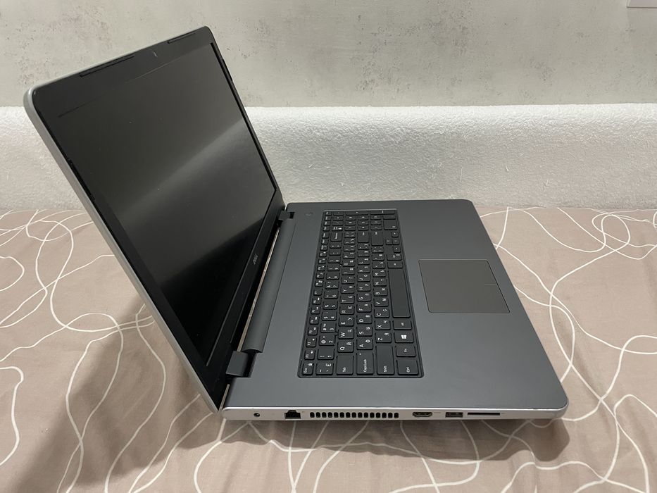 Ноутбук Dell Inspiron 5758  Intel Core 17-5500U RAM 8 SSD 256