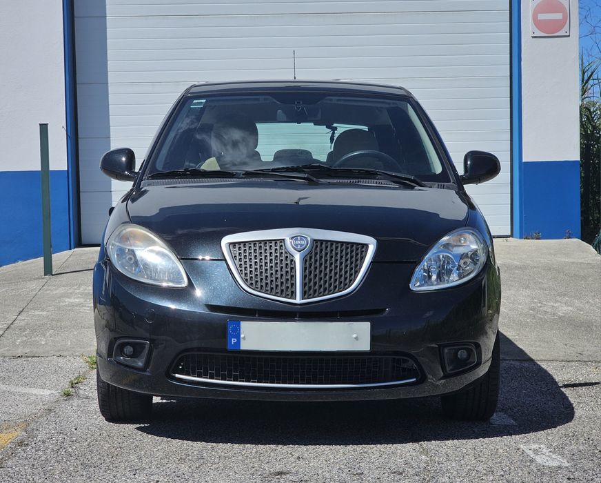 Lancia  ypsilon - 1 registo - 90.700 kms