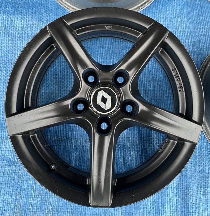 Диски R15 5x114.3 Reno Renault Megane Toyota Mazda Hyudai Kia