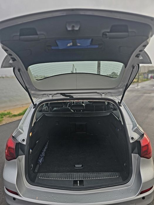 Opel Astra J Sports Tourer 1.7 CDTI