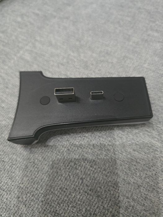 Hub USB do konsoli PS5
