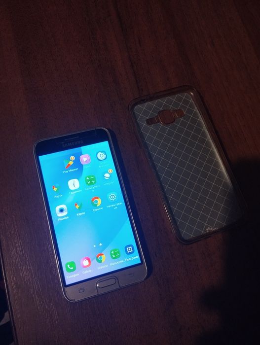 Самсунг Samsung J3