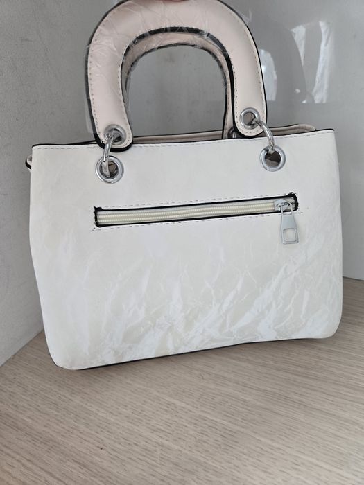Damska torebka guess