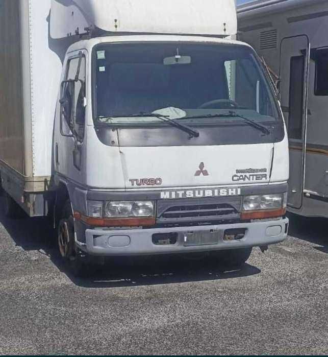 Mitsubishi Canter 2.8 4M40 Para peças (2000)