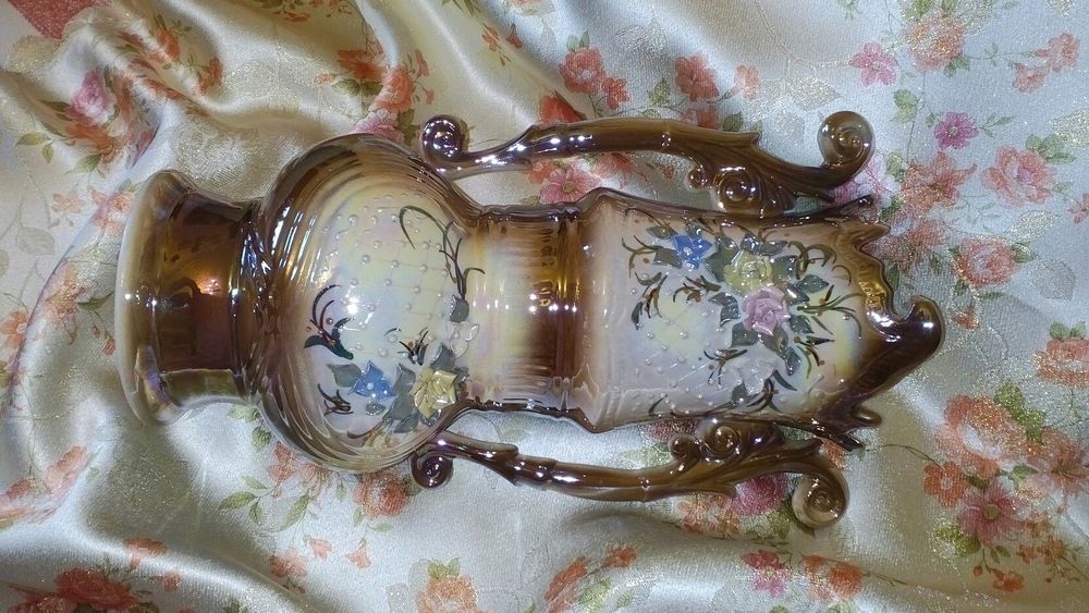 Ваза-Амфора интерьерная Розы перламутр 32см.