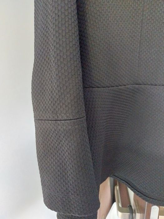 Czarna bluzka z baskinką rozm. L