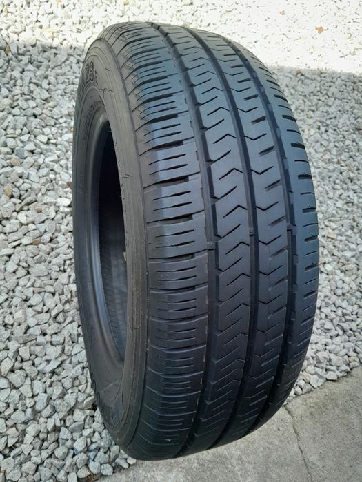 Opona do busa 215/65R16 C Hankook