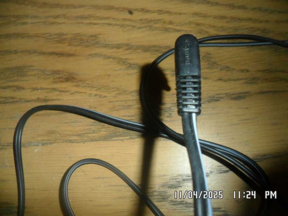 Canon: instrukcja (PowerShot SX100 IS) + kabel ( AVC-D300)