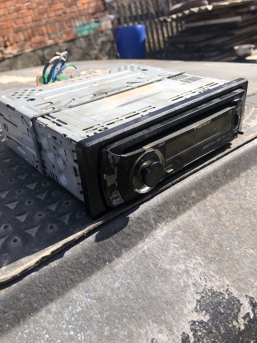 Магнітола Піонер DEH