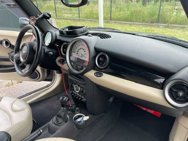 Kultowe Mini Cooper Clubman