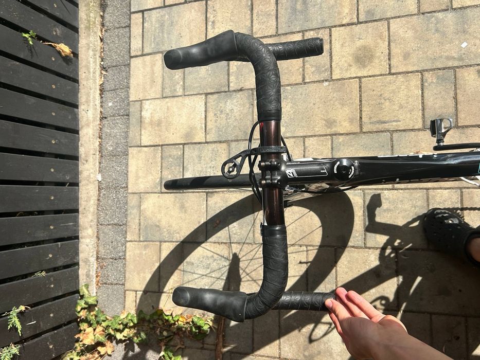 Bianchi Intenso Carbon rozm. 57 | Shimano Ultegra 2x11 | Koła Reynolds Strike SLG