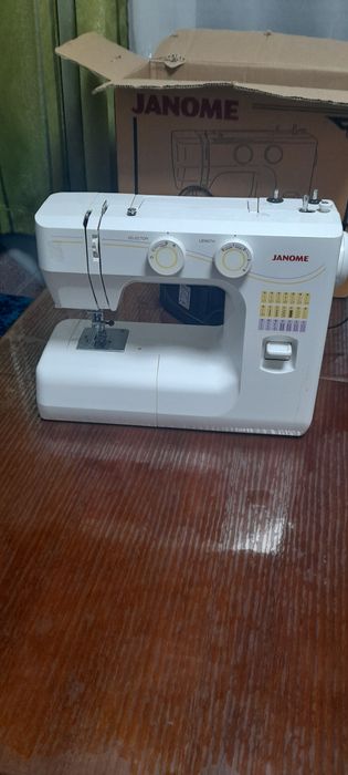продам швейну машинку   JANOME  1143