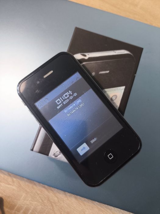 Айфон 3і раритет