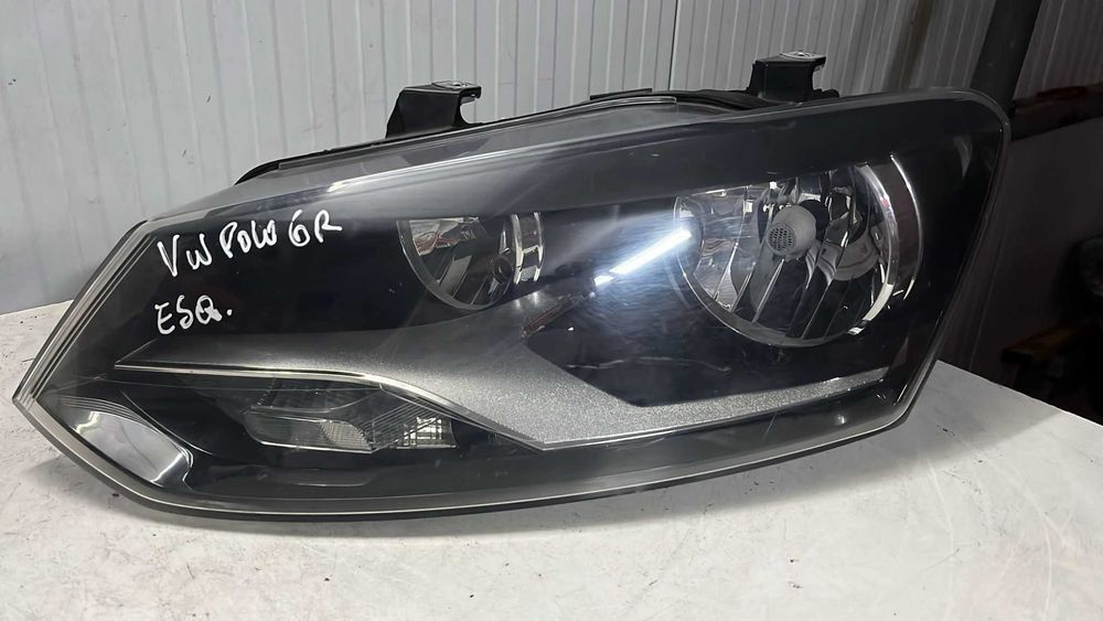 Farol esquerdo Volkswagen Polo de 2009 a 2014