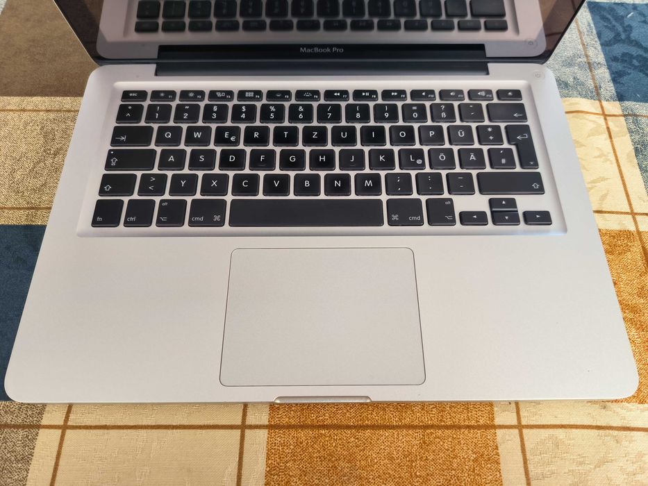 Apple MacBook - 13" - Mod. A1278