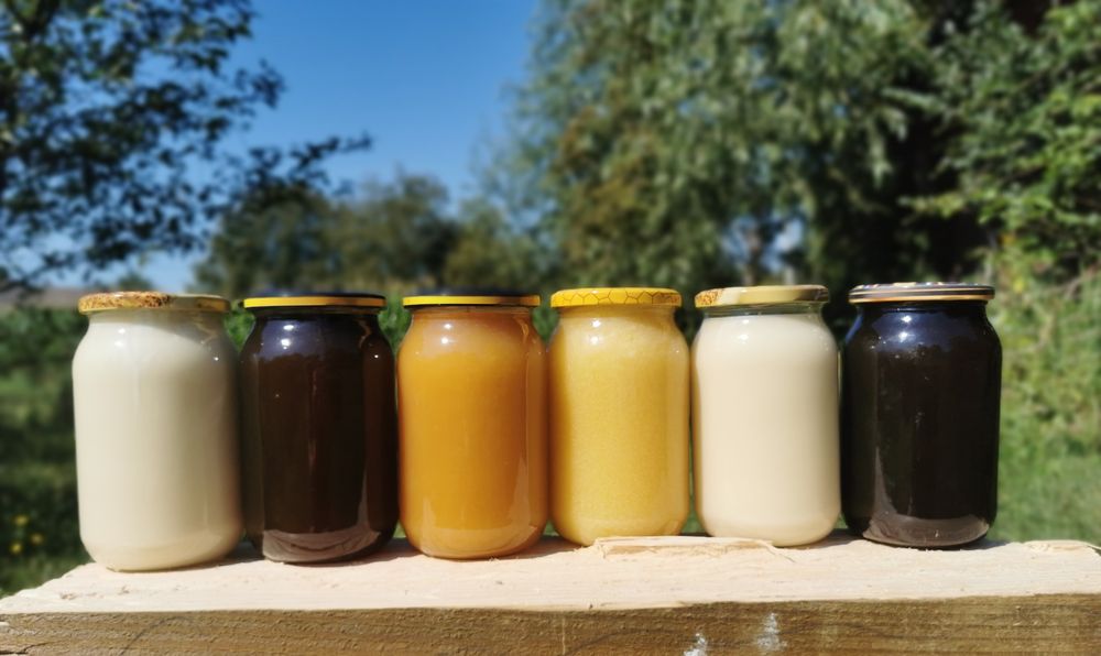 Prawdziwy miód naturalny z własnej pasieki