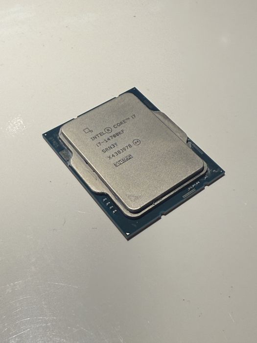 Intel core i 7 14700kf453875460767098881