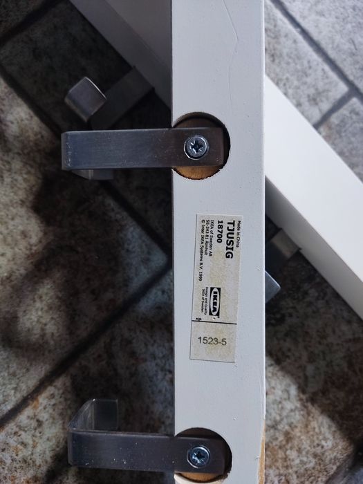 Cabide de parede IKEA con 5 ganchos