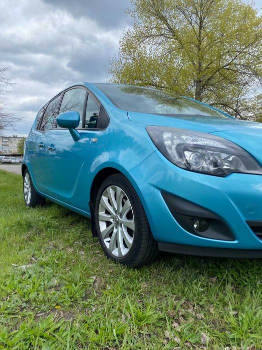 Продаж Opel Meriva 2010