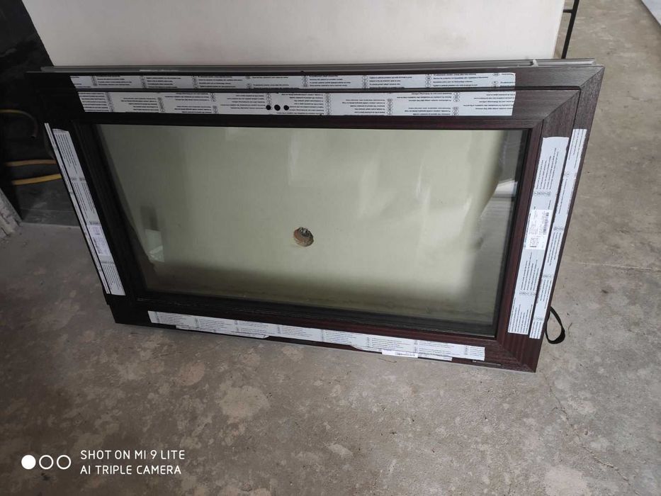 Okno PCV uchylne Mahoń 132x81 szyba 3x NOWE