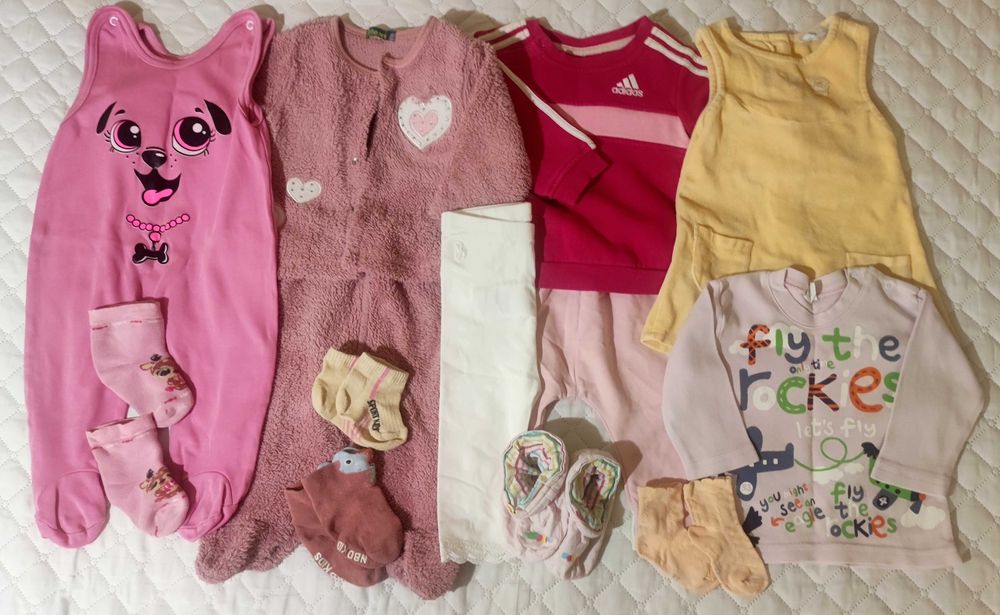 Пакет речей на дівчинку 68 розміру