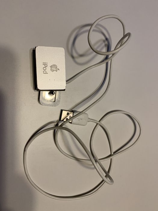 Sprzedam Oryginalny odtwarzacz muzyki Apple Shuffle