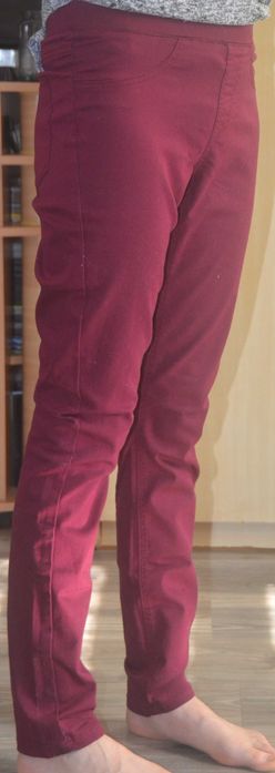 Bordowe proste spodnie rozm.40