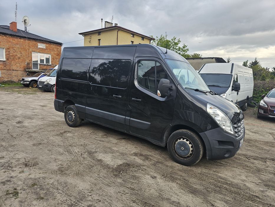 Wynajem busów wypożyczalnia aut dostawczych z windą autolaweta