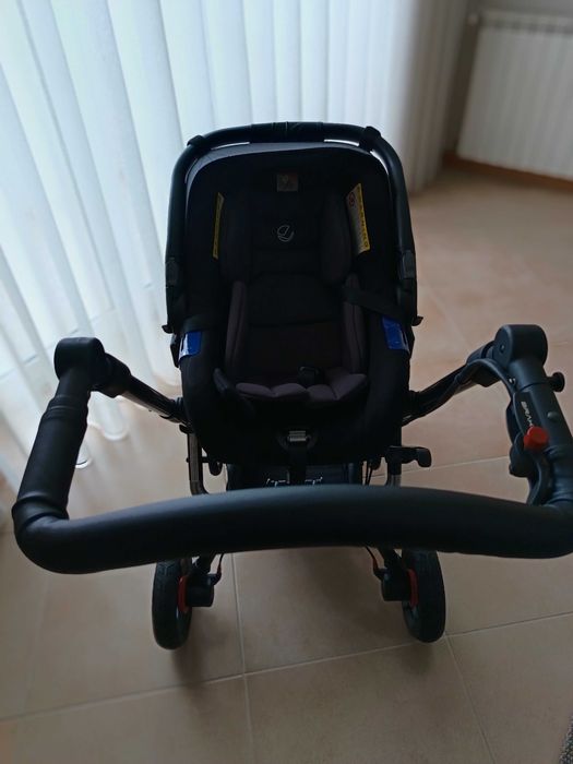 Trio Jané I Carrinho, Babycoque e Alcofa (Como novo - Excelente estado)