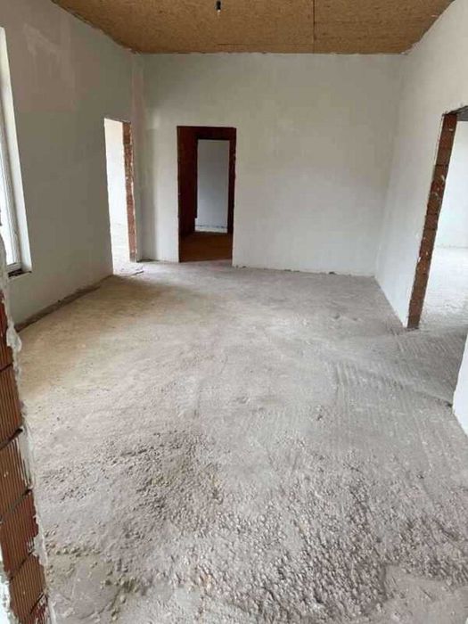 Ваш Сосновий Рай: Котедж Мрії в Гореничах