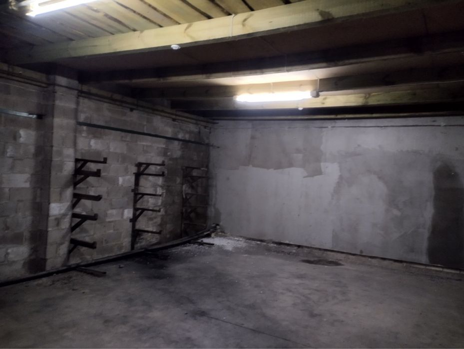 Виробниче, та складське приміщення