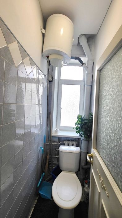 Продаж 2-х к.кв. вул. Валерія Лабоновського буд. 19, 3-й поверх