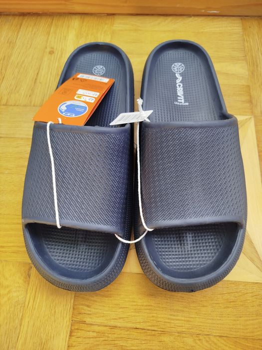 Чоловічі шльопанці CRIVIT 28см