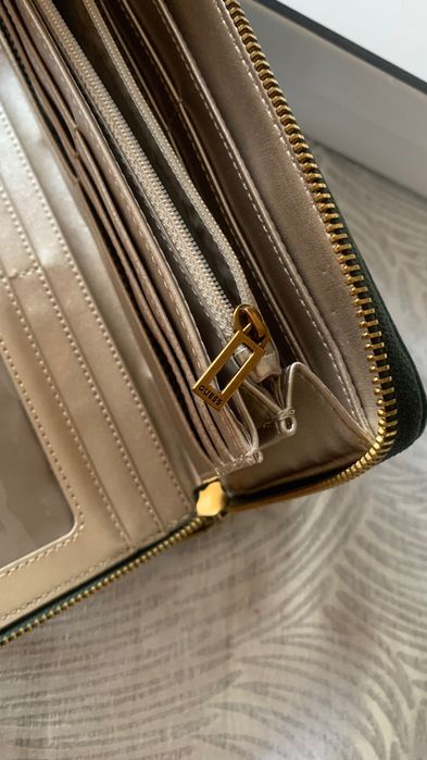 Carteira GUESS original (estado novo)