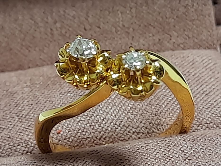 Złoty Pierścionek Rękodzieło Diamenty XXw 18k