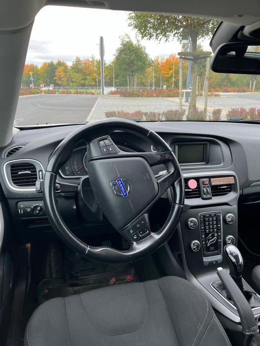 Sprzedam Volvo V40 D2; 1,6D bezwypadkowy